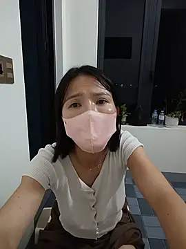 Chat +18 de Emma_Linh ao vivo