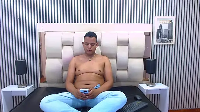 Papi_95's Live XXX Chat