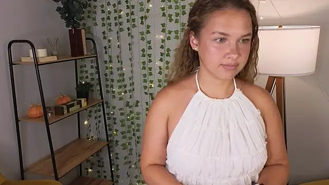 RoseJones' Live XXX Chat