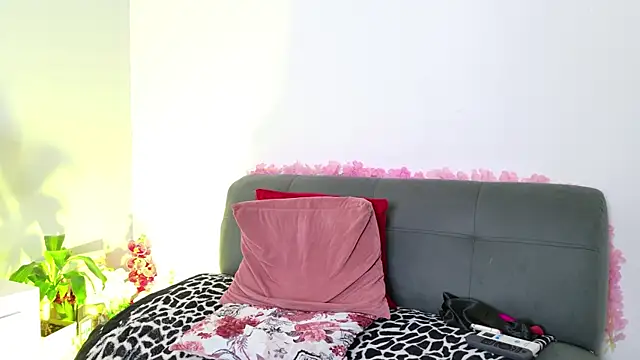 Anaa_Bellaa's Live XXX Chat