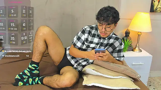 Chat +18 de kai_storn ao vivo