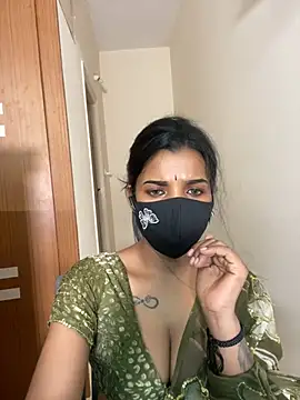 its_ur_flora's Live XXX Chat