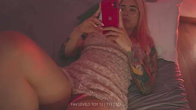 XXX chat uživo modela dearnina_