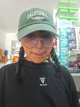 Cute_hollywood1 Webcam-Show