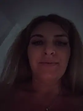 Bianca_Ella 现场XXX聊天