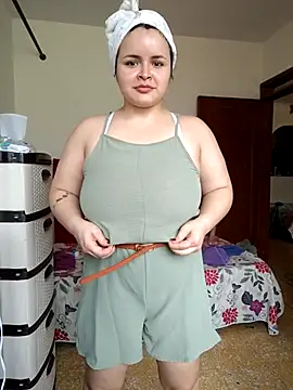 Chat XXX en directo de SeleneLuminari8