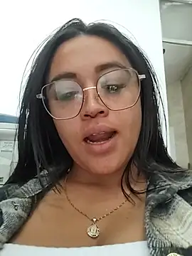 Mia_Risky-1 라이브 XXX 채팅