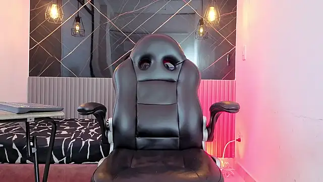 DylanAnderson1's Live XXX Chat