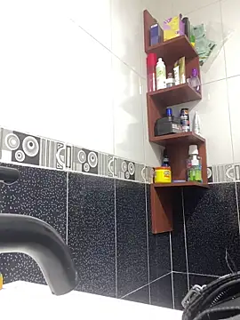 Chat +18 de Abby-LS ao vivo