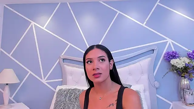 دردشة EmmaFosther الجنسية المباشرة