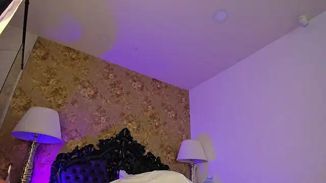 alanna_blaze's Live XXX Chat