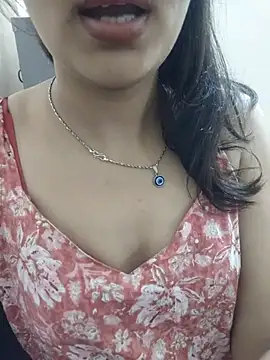 Ritika_jha01 Adlı Modelin Canlı XXX Sohbeti