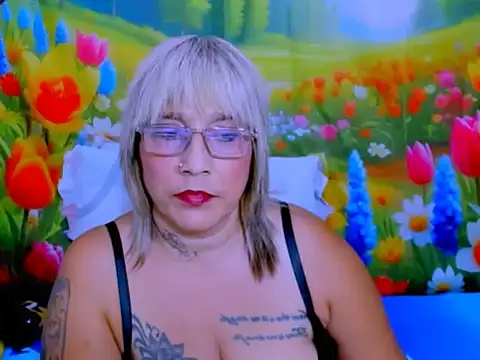 Czat XXX na żywo – indianroxy