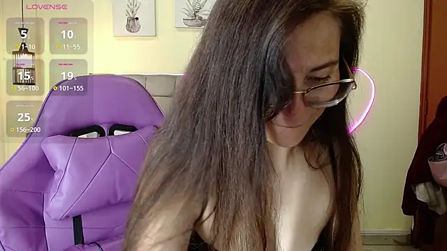 Chatroom XXX en direct de _naomi_s