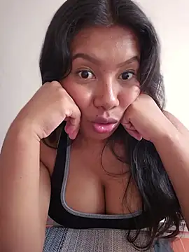 PaulaOrtiz_1's Live XXX Chat