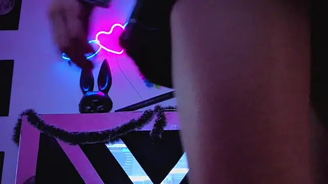 แชท XXX สดของ karla_slut_dirty