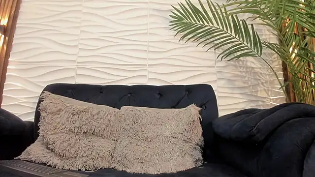 Pavo_tv Adlı Modelin Canlı XXX Sohbeti