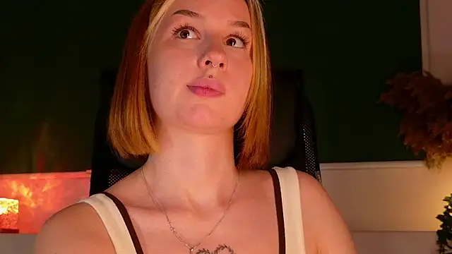 ClaireMathis Chat XXX in diretta