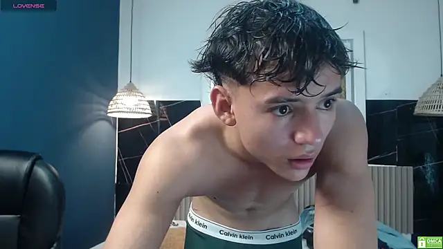 Онлайн чат XXX Ryan_grayx