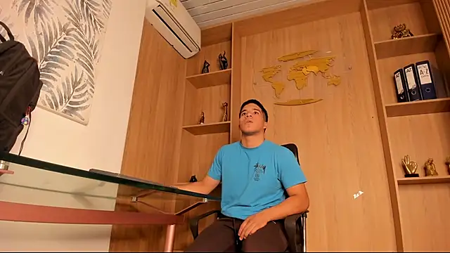 Czat XXX na żywo – matteo_x_