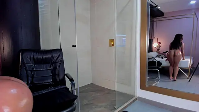 دردشة lilyth_bloom الجنسية المباشرة