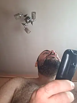 StrictBobby – webcam-show