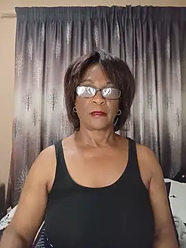 Chat XXX en directo de Hotgrannyx
