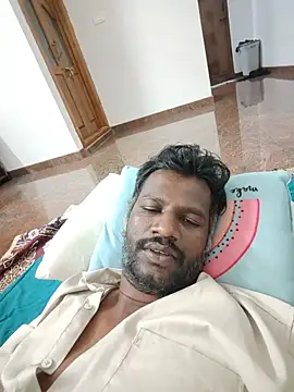 Chat +18 de Paramkeerthi ao vivo