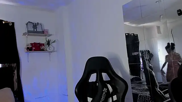 Chat +18 de Moon_Sammy ao vivo