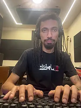 FavelaDaddyCum live XXX chat