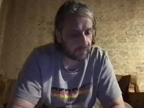 -TrafoX3-'s Live XXX Chat
