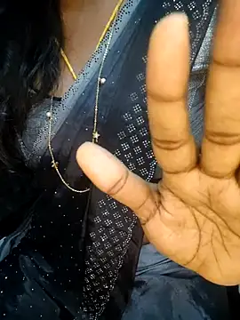 Chat +18 de Tamilmallu-duskygirl03 ao vivo