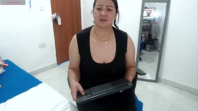 Czat XXX na żywo – LAURA_Foxht