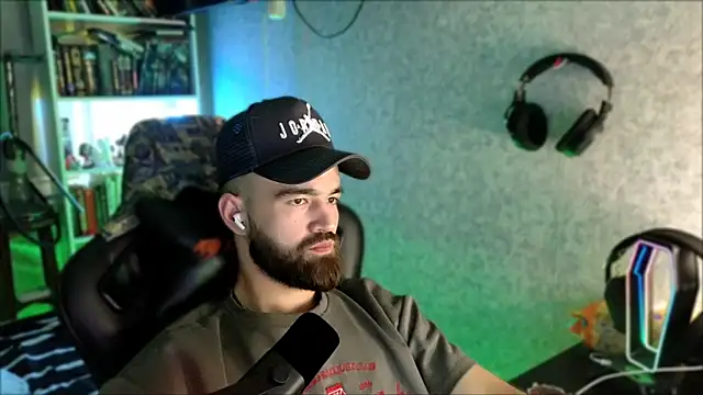 Chat XXX en directo de _Serious_Man