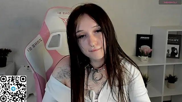 Emma-Blissa Live XXX-Chat