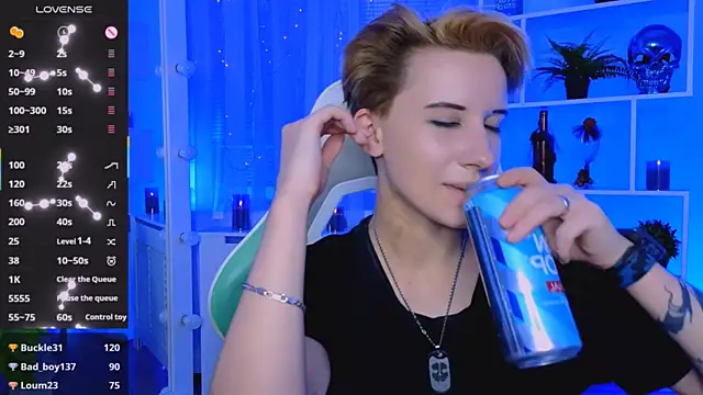 _Rein_ramm élő XXX-chatje