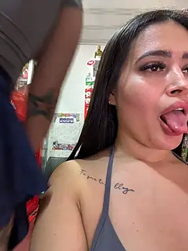 Chat XXX ao vivo de Sara_fun