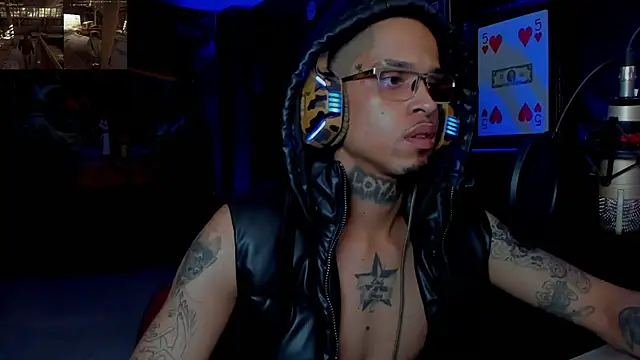 XXXRAYGAMES Live XXX Chat
