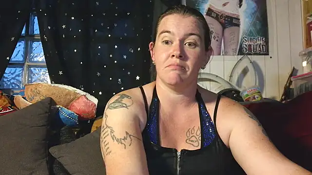 HeisesRotkaeppchen live XXX chat