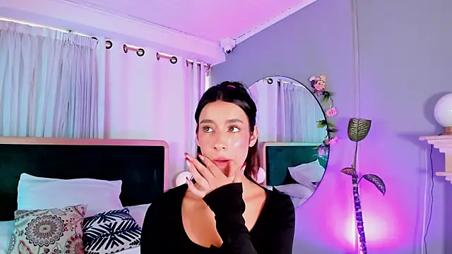 Chat +18 de Nanami_ ao vivo