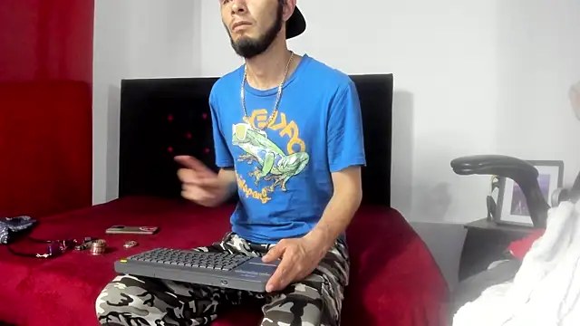 mark_splinter09 live XXX chat