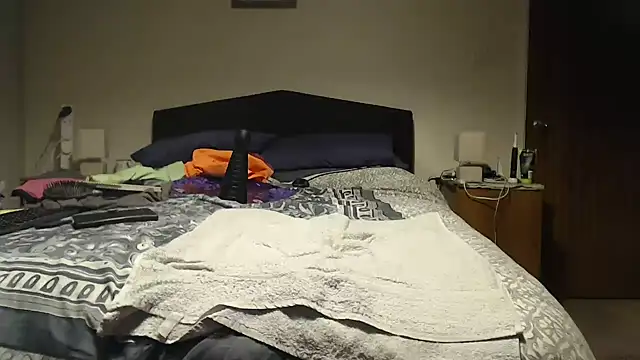 WaverlyKernow – Naživo XXX chat