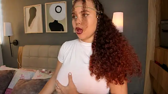 XXX chat uživo modela Bloom_Noor