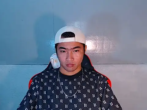 Siege_cum69 élő XXX-chatje