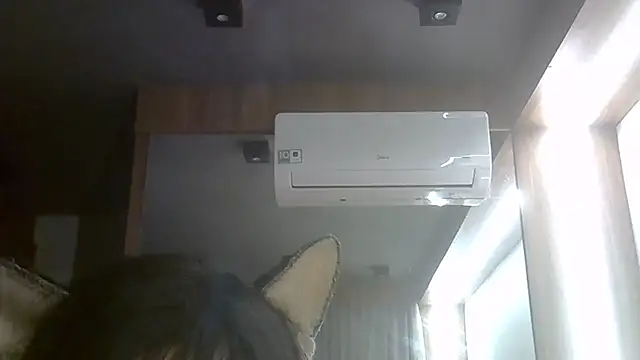 Chat +18 de SkinnyKitten ao vivo