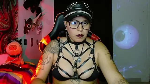 Chat XXX en directo de LilithSharon