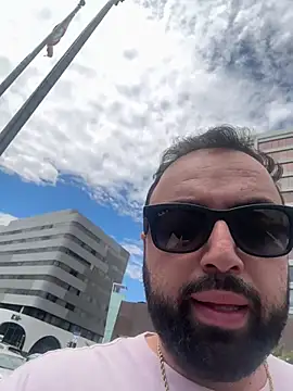 Jonnybigccookk69: διαδικτυακό σόου στην κάμερα