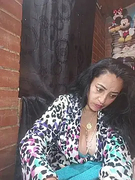 Alexandrina élő XXX-chatje