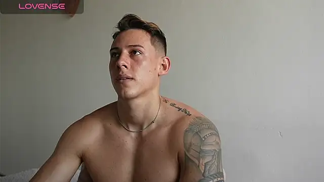 XXX chat uživo modela Muscle_King_Cum
