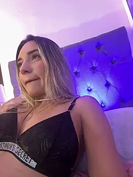 mariablonde's Live XXX Chat